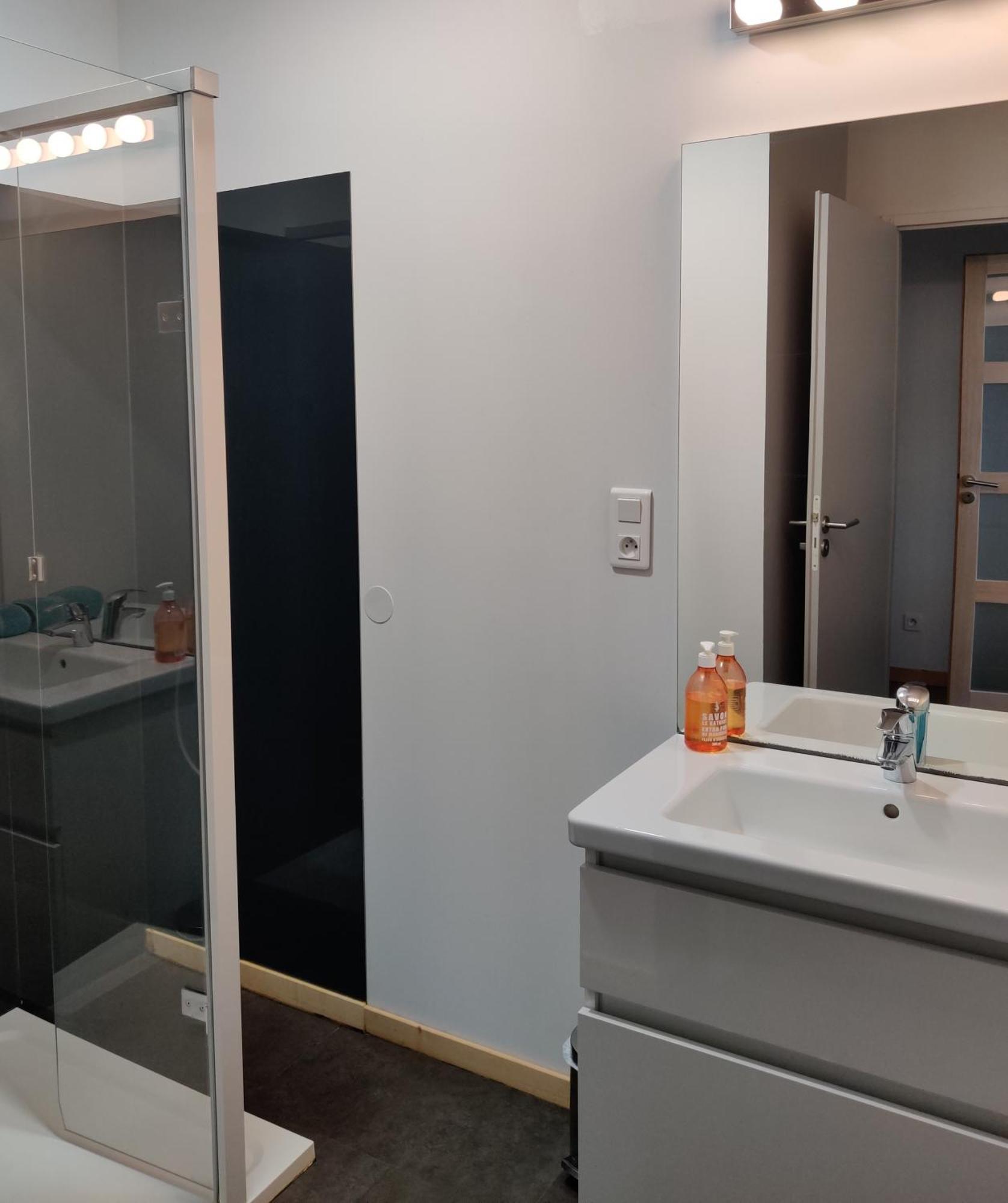 La Maison Des Vendangeurs 2 Fleury  Rom bilde