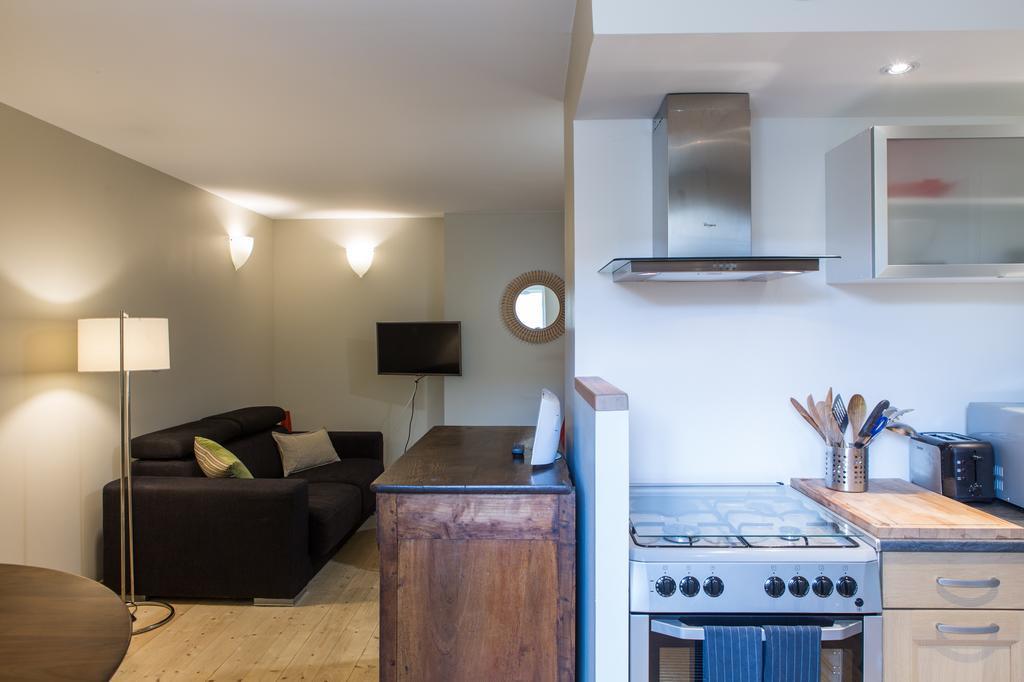 La Maison Des Vendangeurs 2 Fleury  Rom bilde